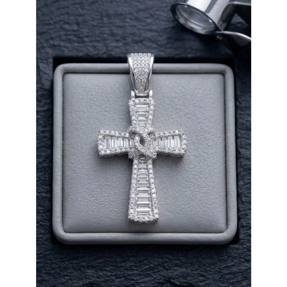 Luxurious 1.34CT Moissanite Baguette Cross Necklace Pendant 925 Sterling Silver